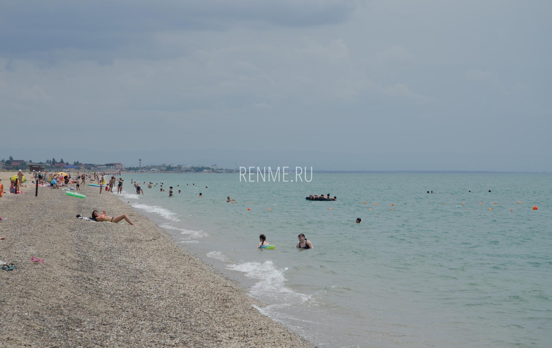 Пляжная погода в конце июня 2020. Фото Прибрежного