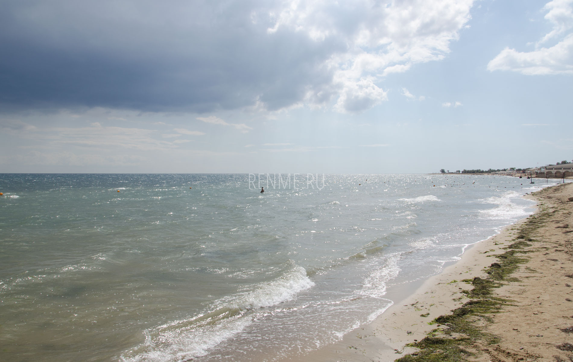 Море в Западном Крыму в сентябре. Фото Заозёрного