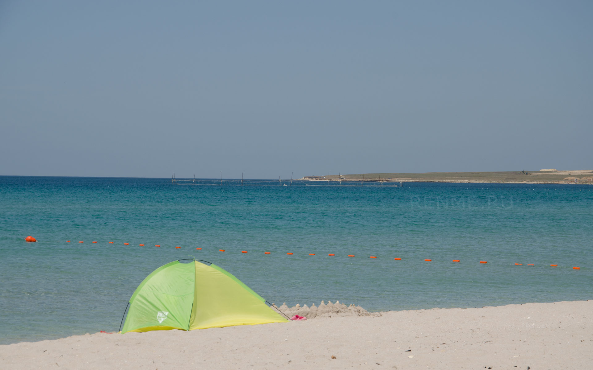 На дикий пляж Оленевке с палаткой. Фото Оленевки