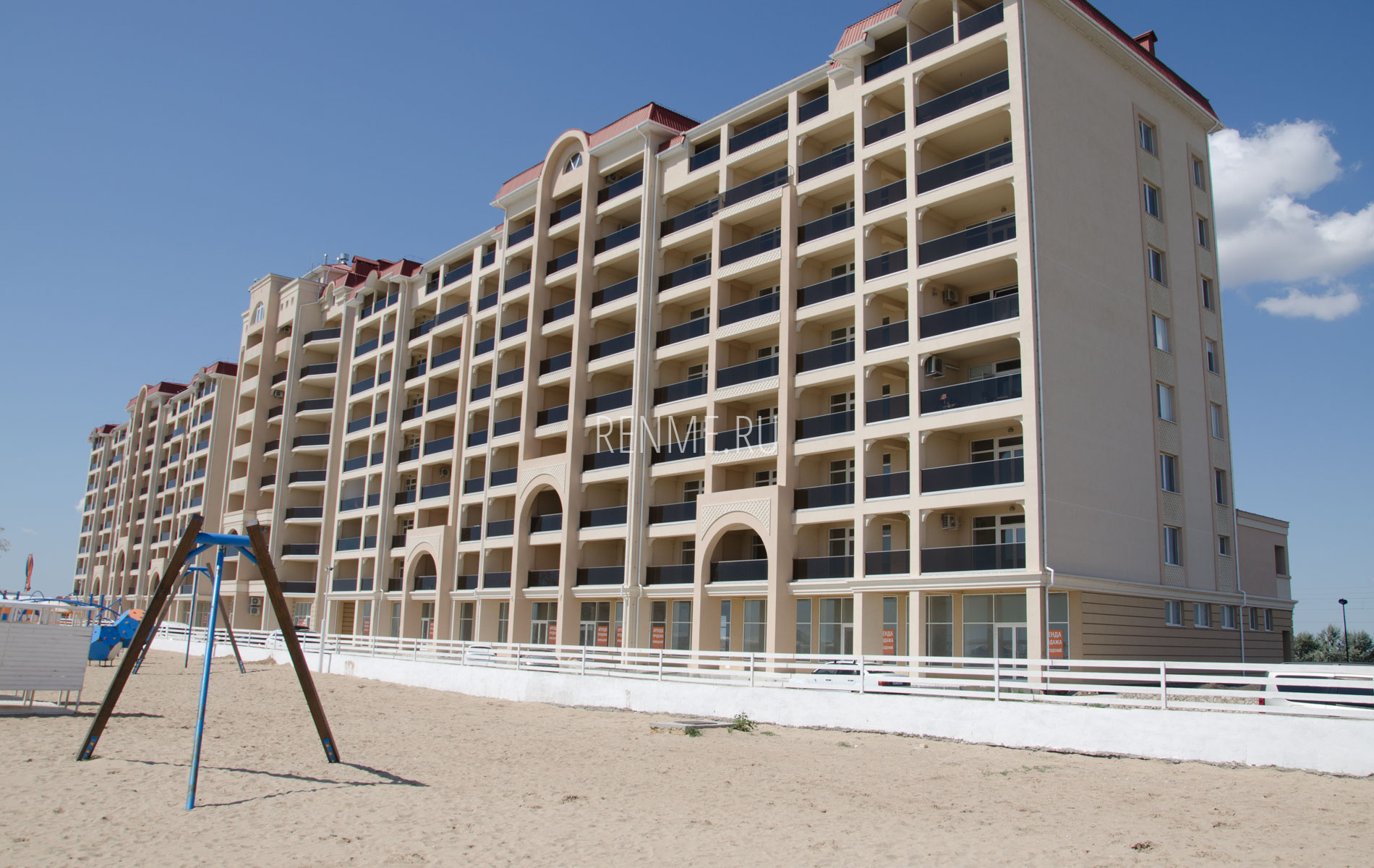 Квартиры с пляжем в Евпатории. Фото Евпатории
