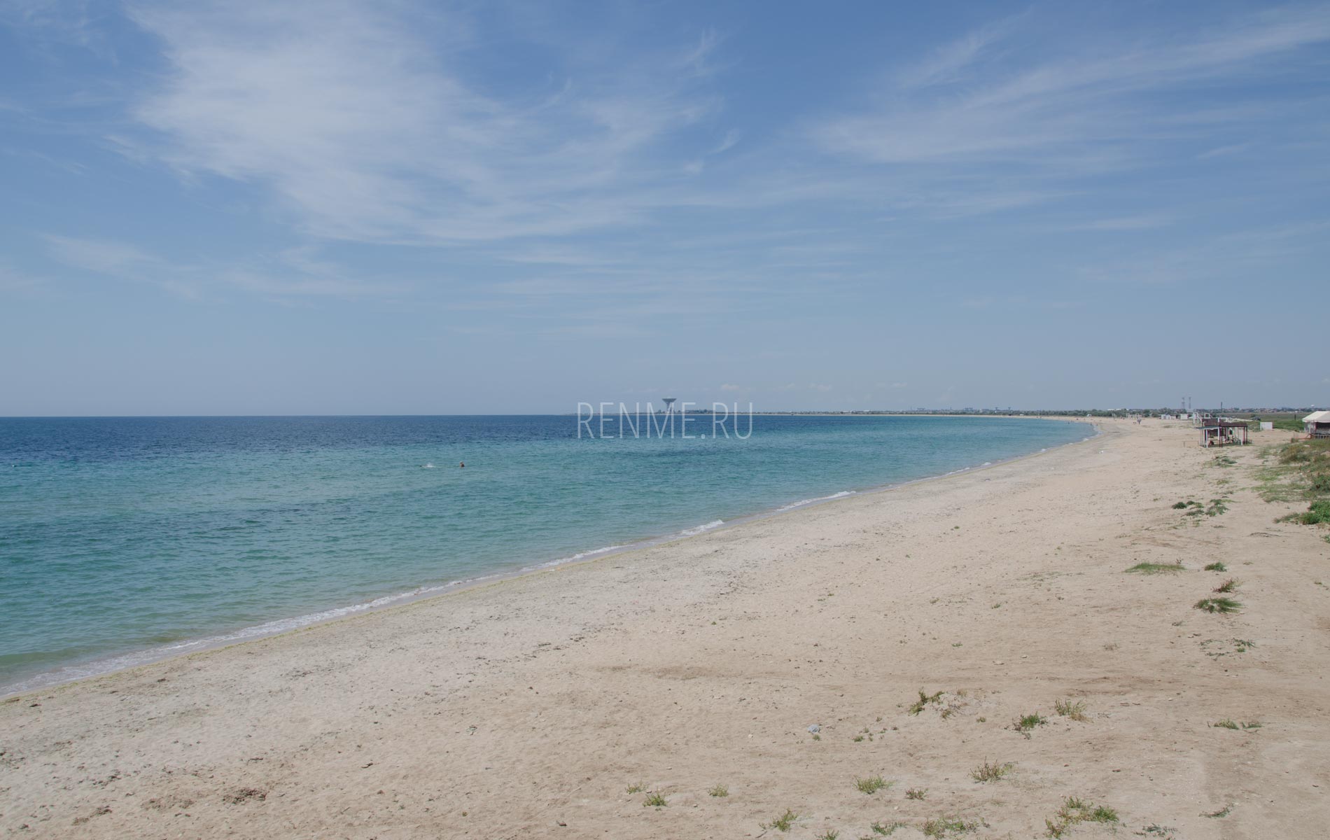 Побережье с песчаными пляжами. Фото Заозёрного